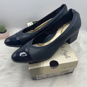 Soft Style Women's Daryn Pump